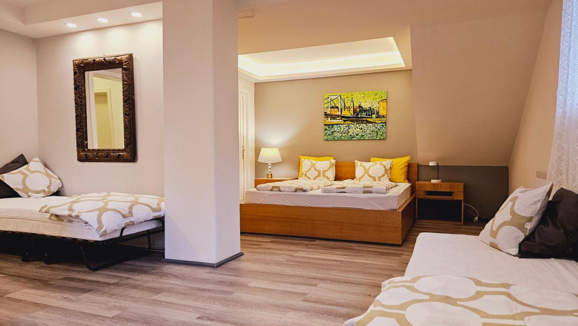 Budasmile Appartment At Buda Castle - Aircon & Free Parking Будапеща Екстериор снимка